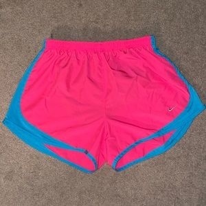 Pink & Blue Tempo Dry Core 3’’ running shorts size L from NIKE